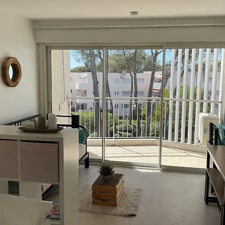 Beautiful Studio Of 27 M Very Bright Appartement *